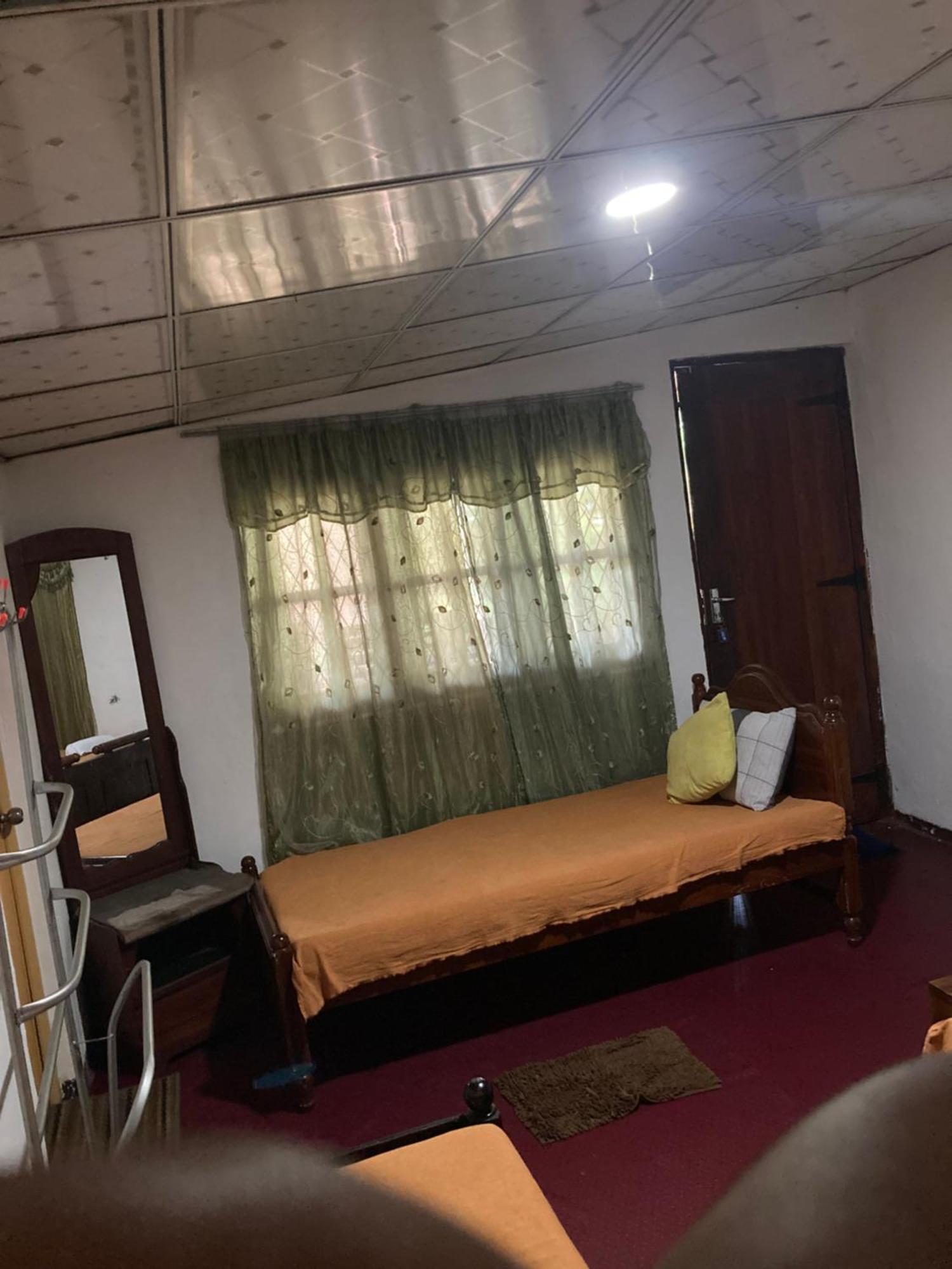 Malee Homestay Polonnaruwa Exterior foto